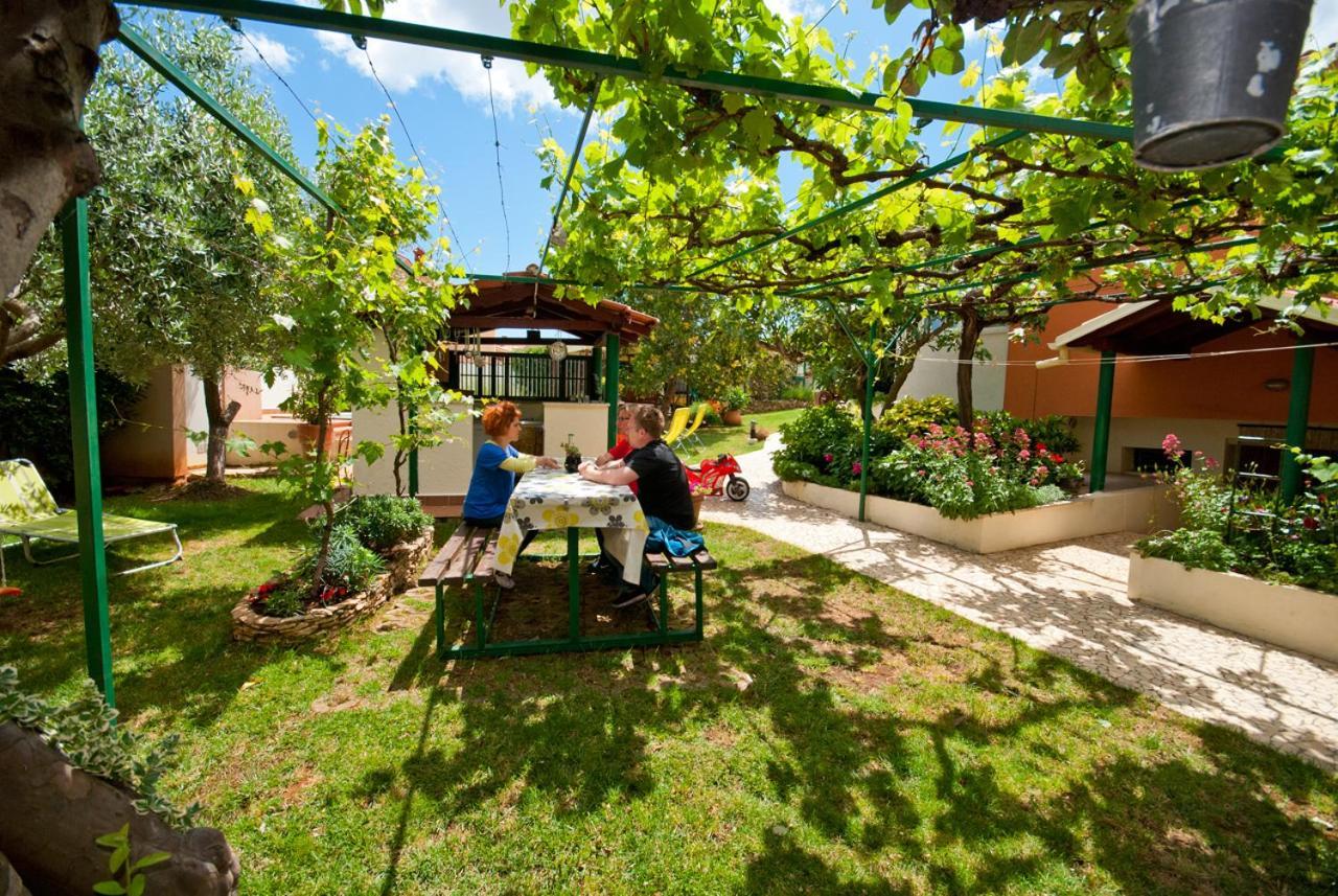 Guest house Bizjak Vinkuran Exteriér fotografie