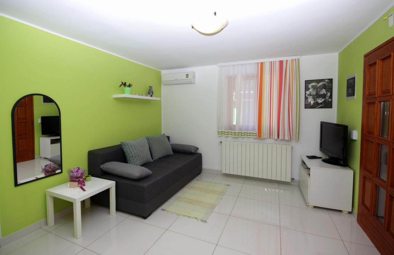 Guest house Bizjak Vinkuran Exteriér fotografie